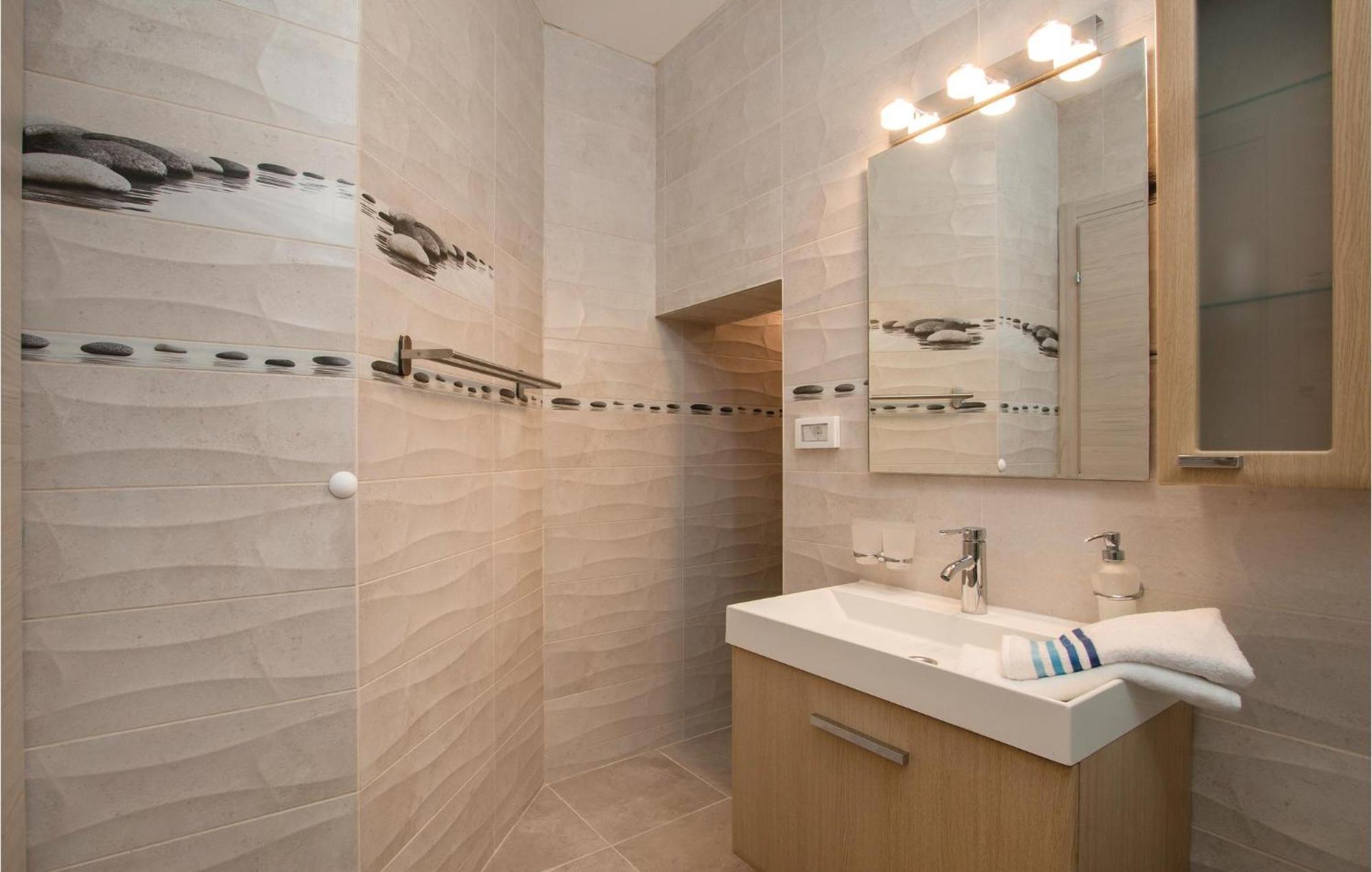 4 Bedroom Stunning In