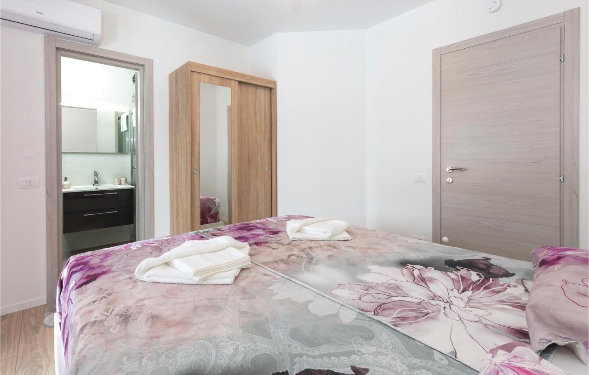 4 Bedroom Stunning In * Pula