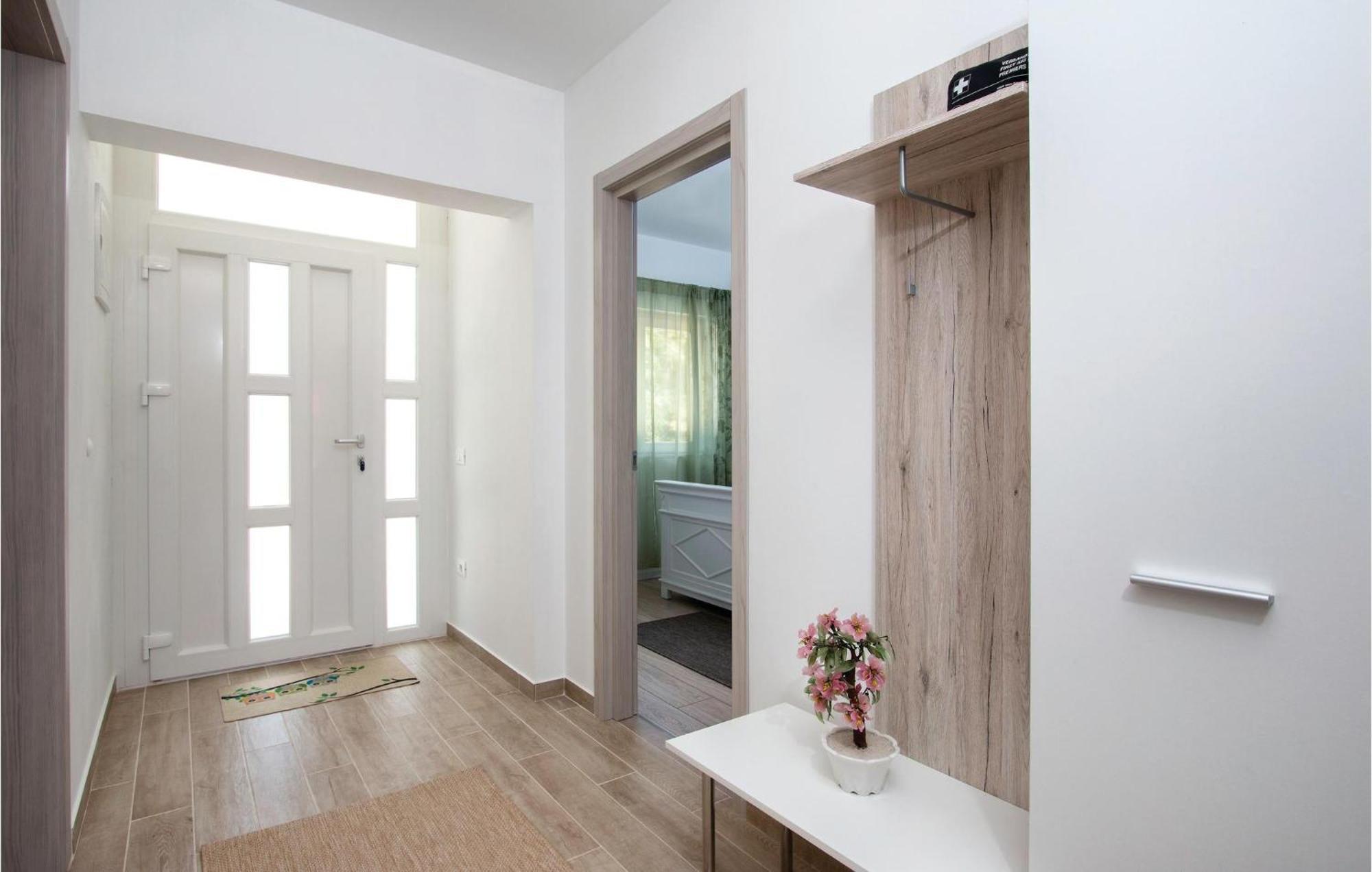 4 Bedroom Stunning In