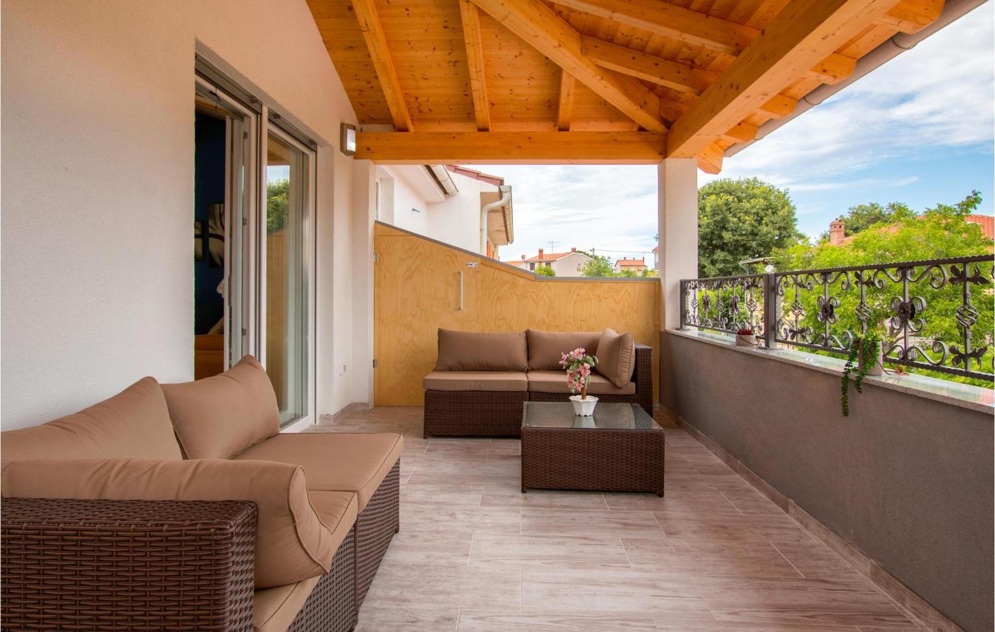 4 Bedroom Stunning In Pula